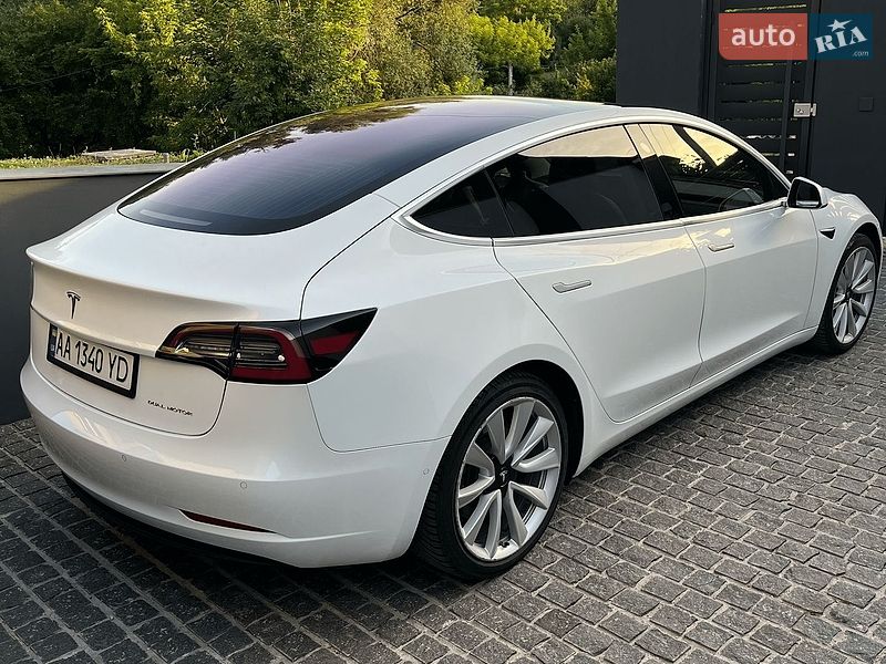 Седан Tesla Model 3 2020 в Житомирі фото 10 Седан Tesla Model 3 2020 в Житомирі