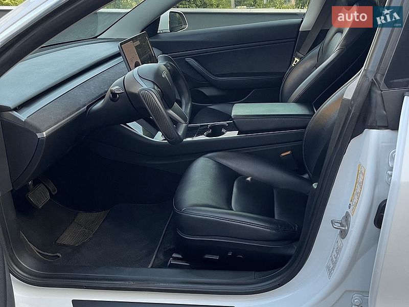 Седан Tesla Model 3 2020 в Житомирі фото 14 Седан Tesla Model 3 2020 в Житомирі