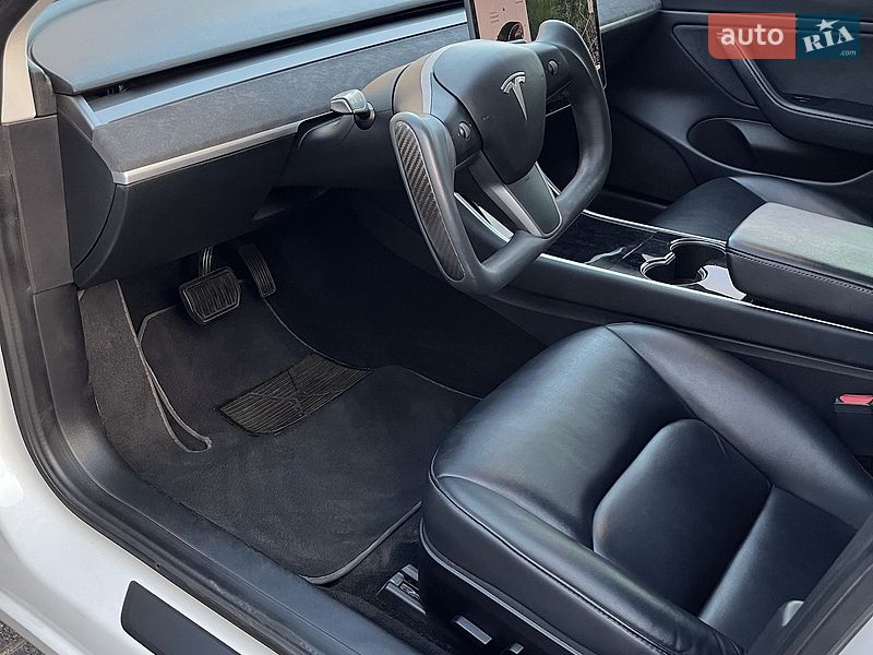 Седан Tesla Model 3 2020 в Житомирі фото 15 Седан Tesla Model 3 2020 в Житомирі