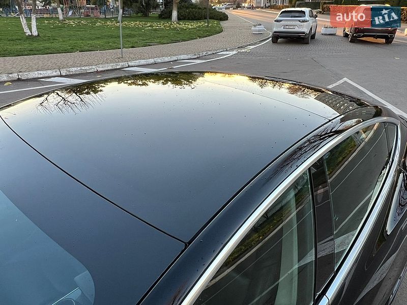 Седан Tesla Model 3 2020 в Радивилове