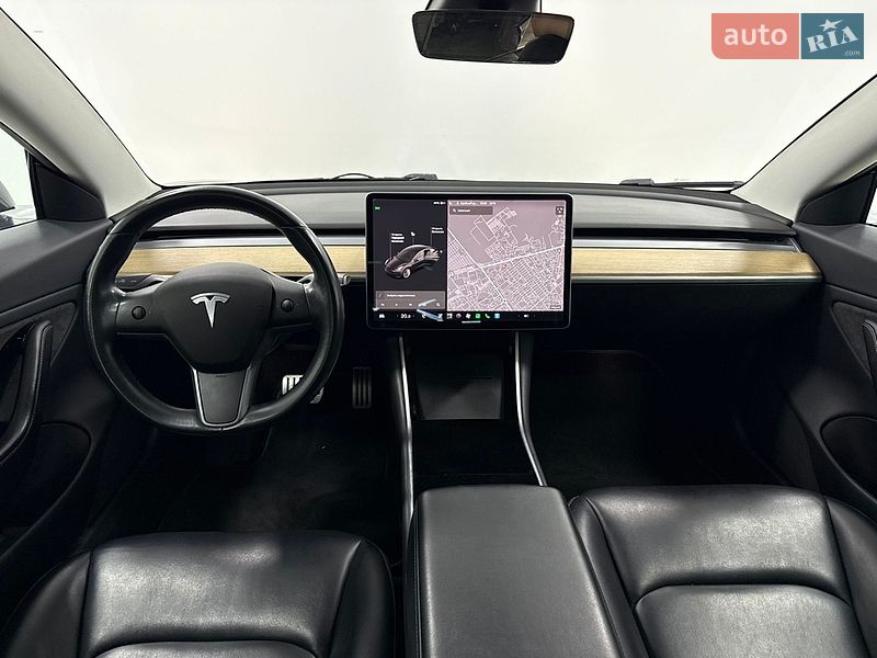 Седан Tesla Model 3 2018 в Одесі