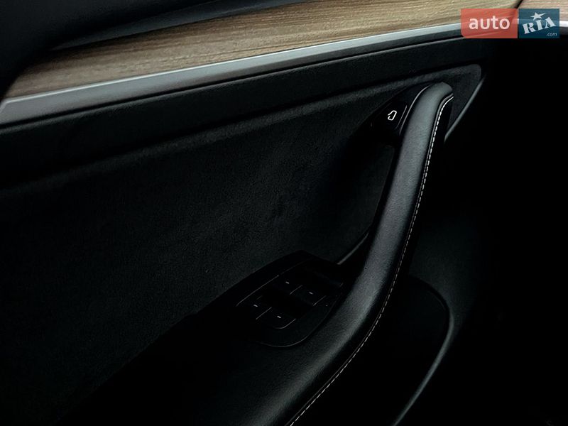 Седан Tesla Model 3 2022 в Львове фото 8 Седан Tesla Model 3 2022 в Львове