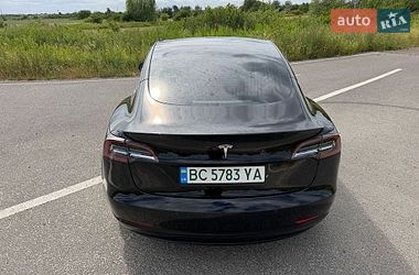 Седан Tesla Model 3 2020 в Городке