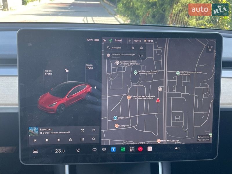 Седан Tesla Model 3 2018 в Львові
