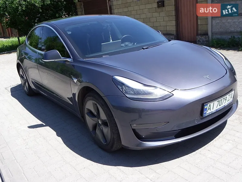 Tesla Model 3 2019