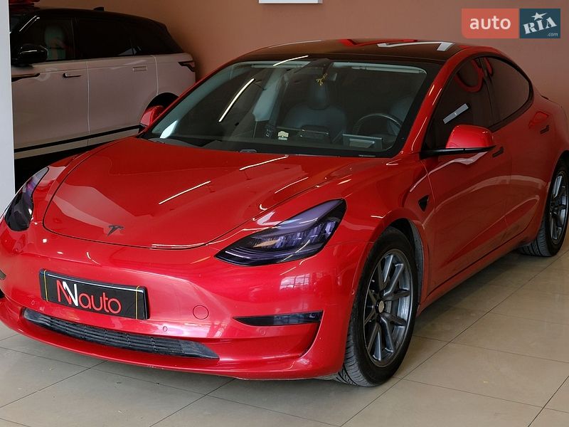 Седан Tesla Model 3 2019 в Одессе