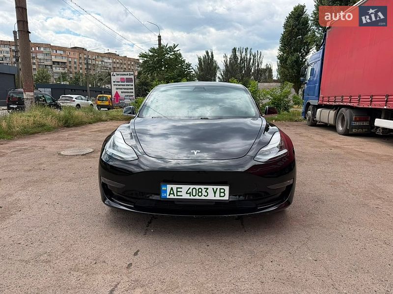 Седан Tesla Model 3 2019 в Кривом Роге