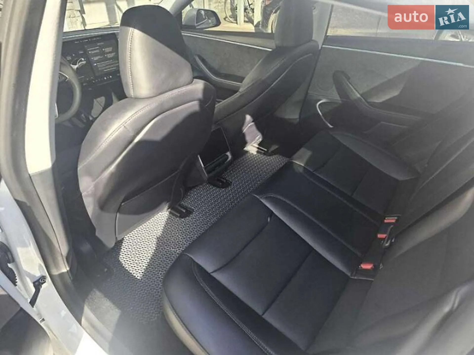 2024 Tesla Model 3 - мініатюра 23