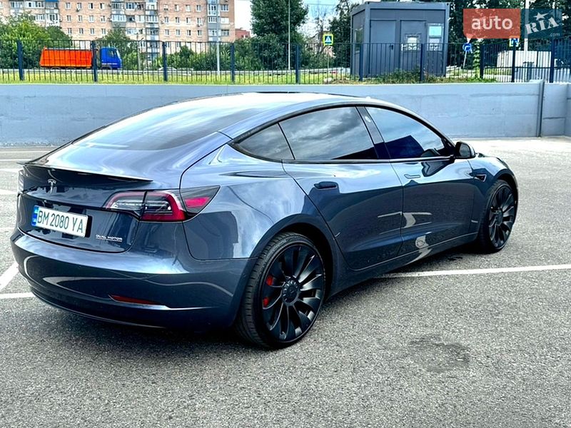 Седан Tesla Model 3 2021 в Полтаві