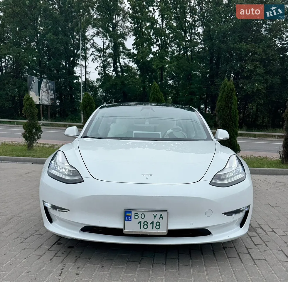 2018 Tesla Model 3 - мініатюра 10