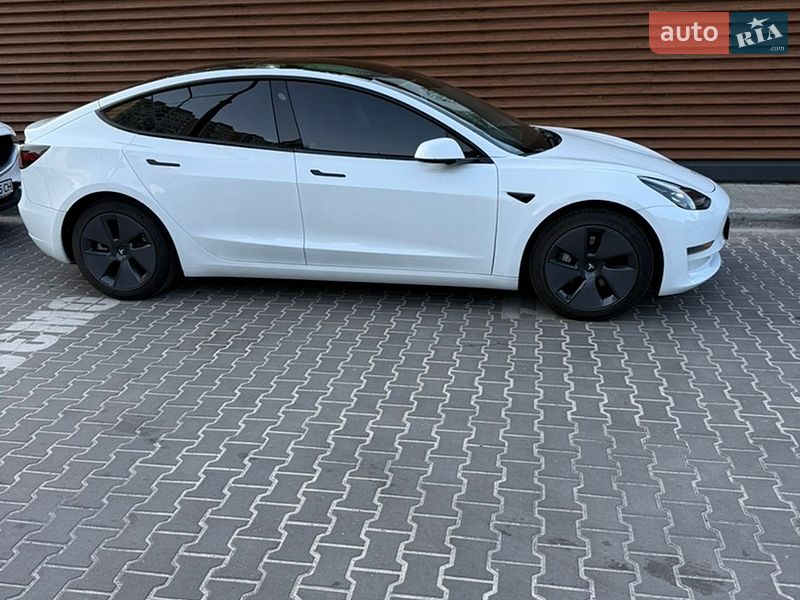 Седан Tesla Model 3 2023 в Киеве фото 2 Седан Tesla Model 3 2023 в Киеве