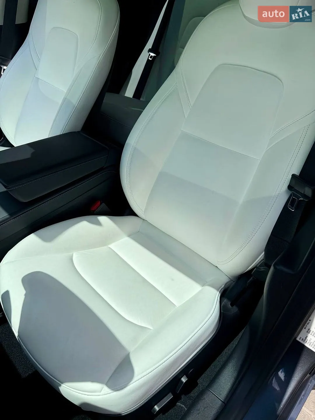 2022 Tesla Model 3 - мініатюра 18