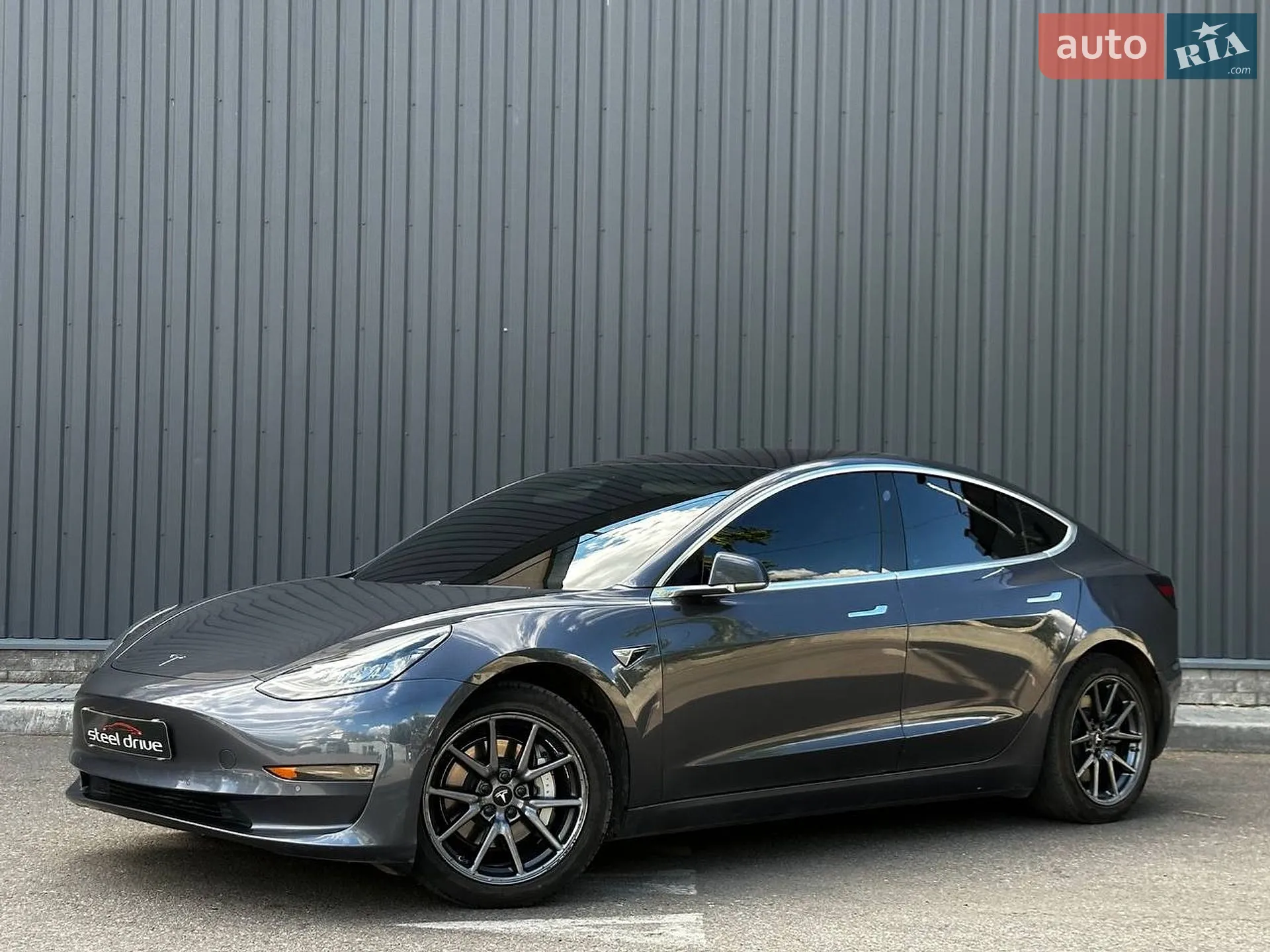 2018 Tesla Model 3 - мініатюра 3