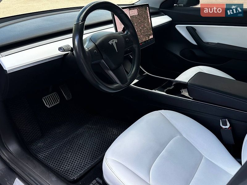 Седан Tesla Model 3 2018 в Николаеве фото 16 Седан Tesla Model 3 2018 в Николаеве