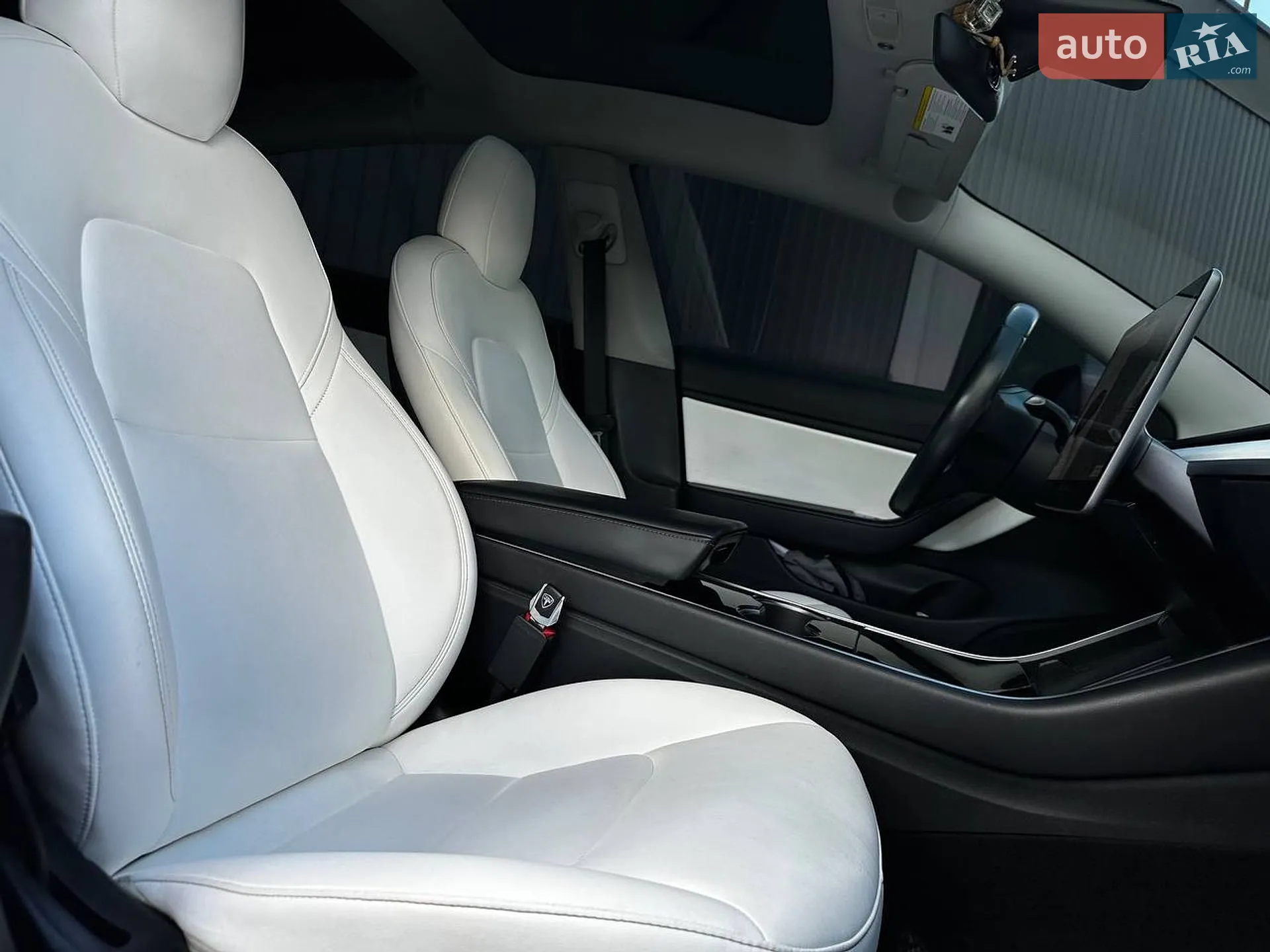 2018 Tesla Model 3 - мініатюра 13