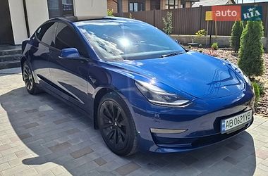 Седан Tesla Model 3 2022 в Вінниці
