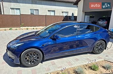 Седан Tesla Model 3 2022 в Вінниці