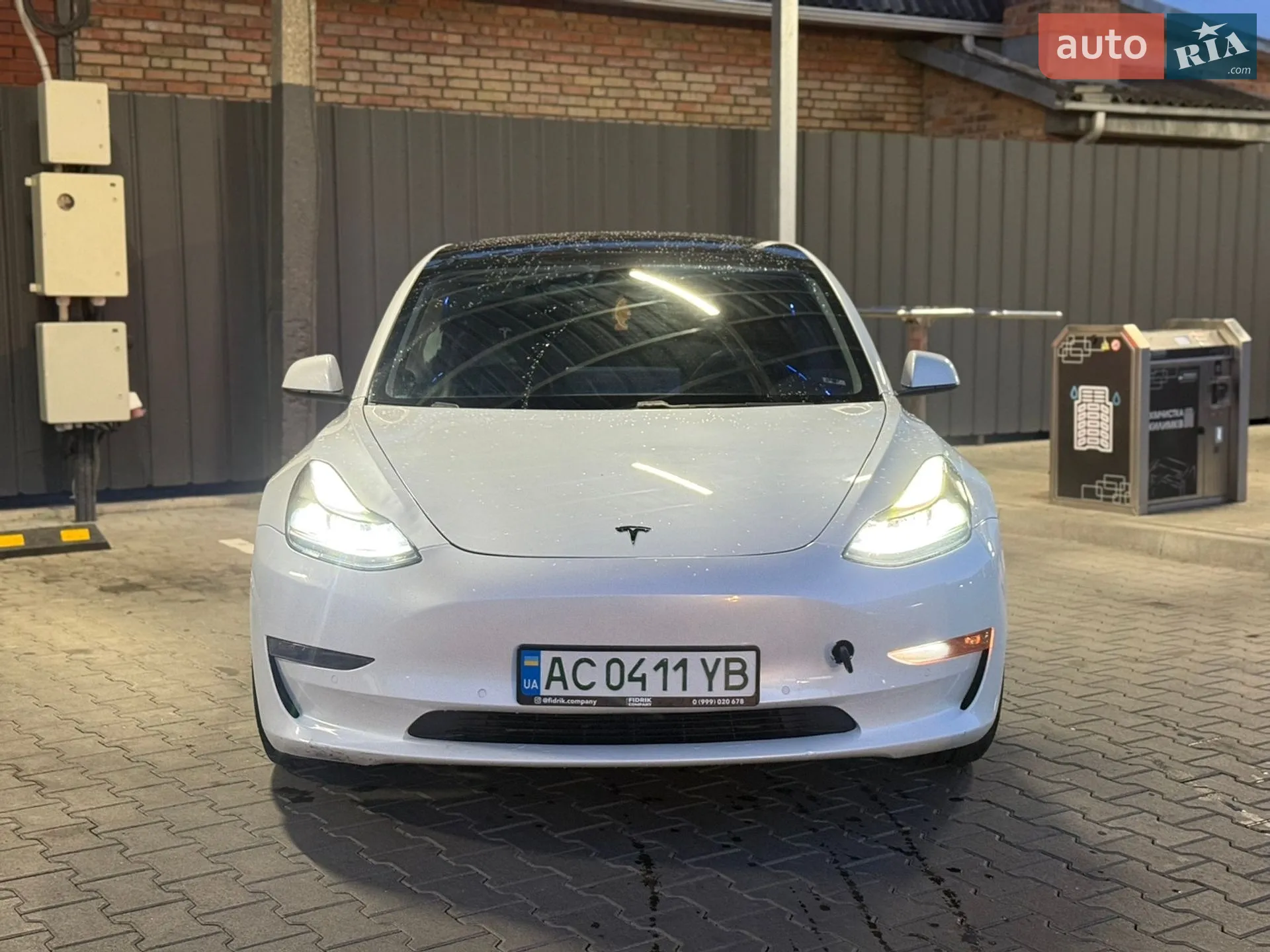 2020 Tesla Model 3 - мініатюра 2