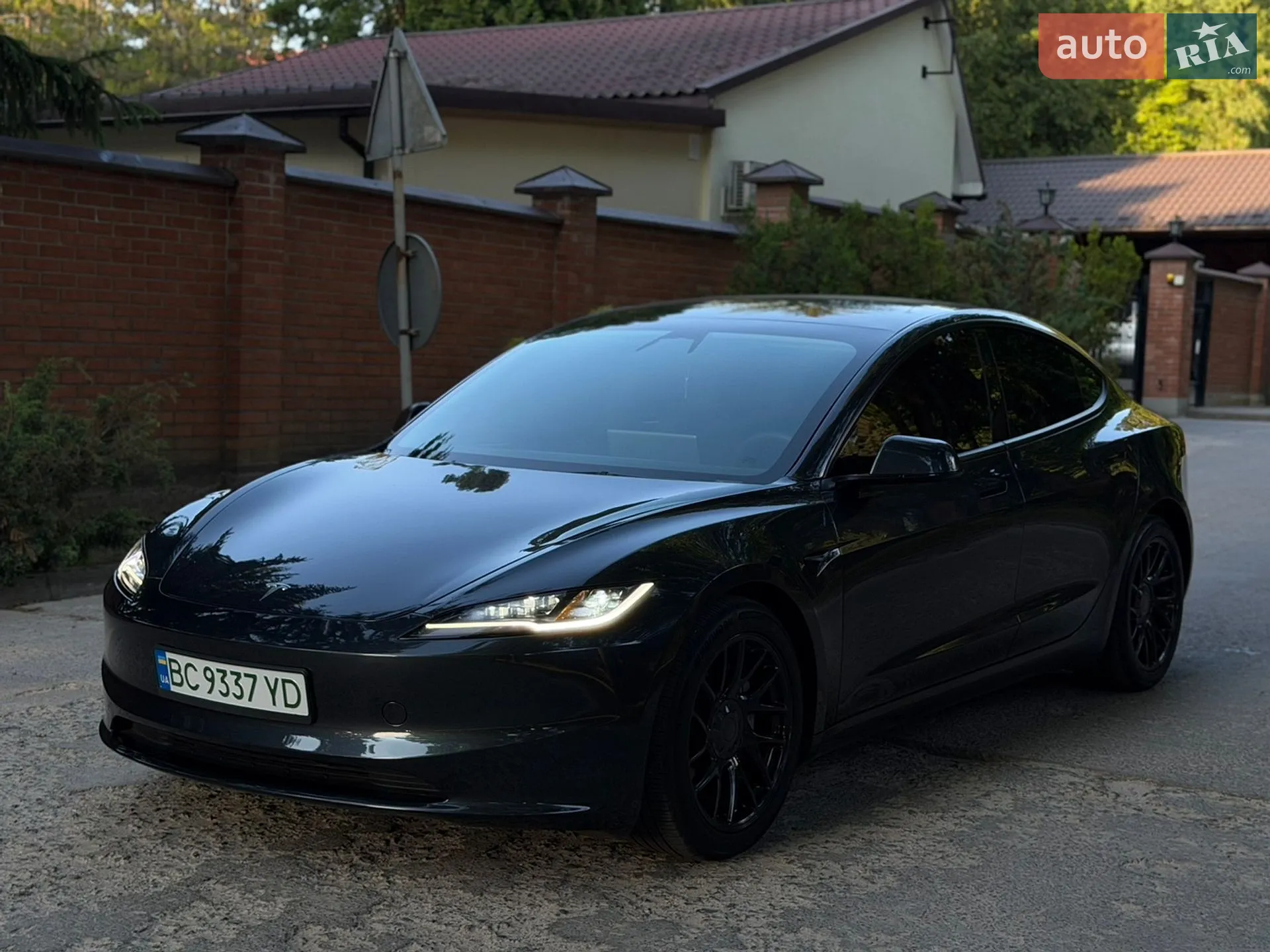 2024 Tesla Model 3 - мініатюра 4