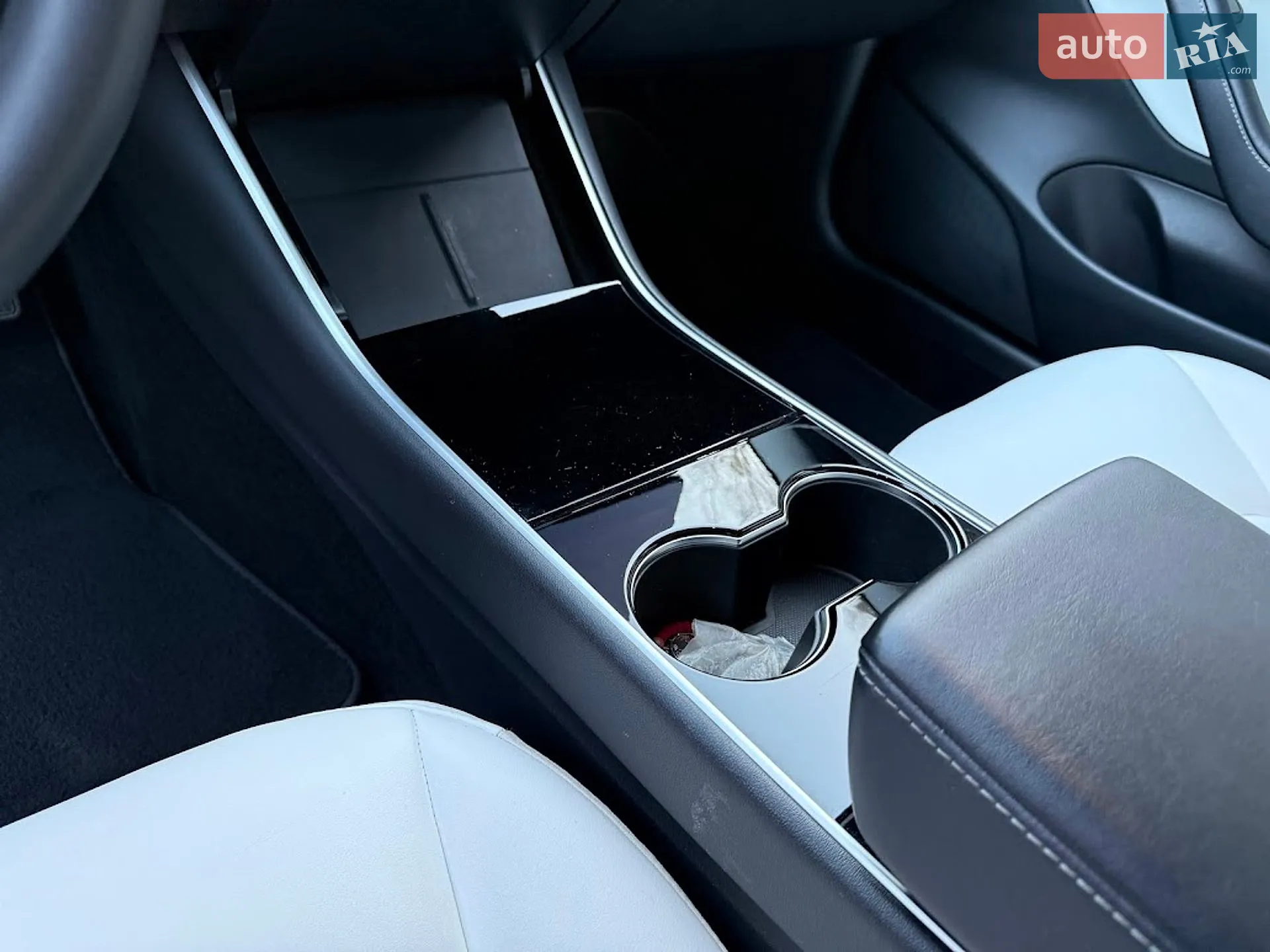 2020 Tesla Model 3 - мініатюра 19