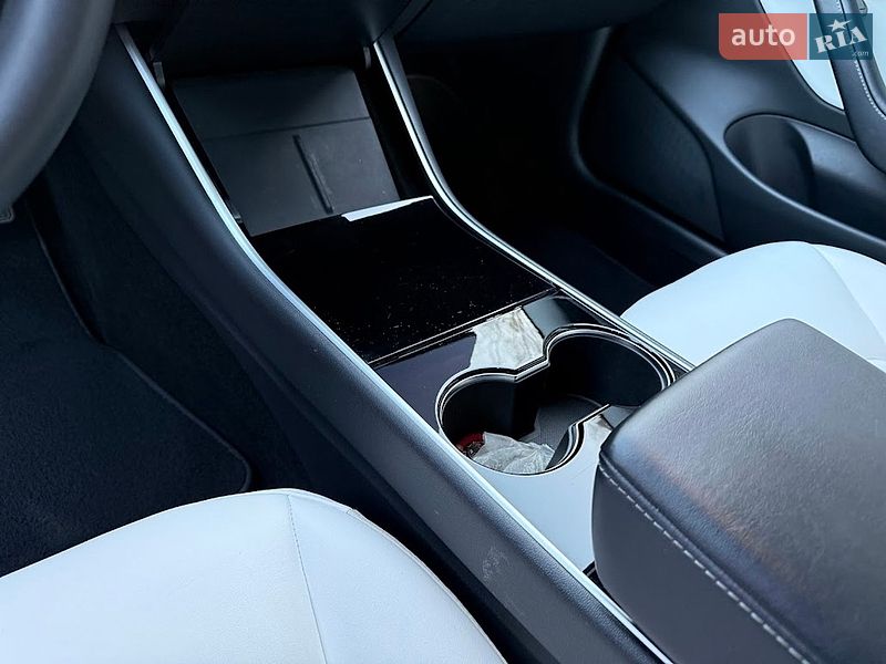 Седан Tesla Model 3 2020 в Ковеле фото 19 Седан Tesla Model 3 2020 в Ковеле