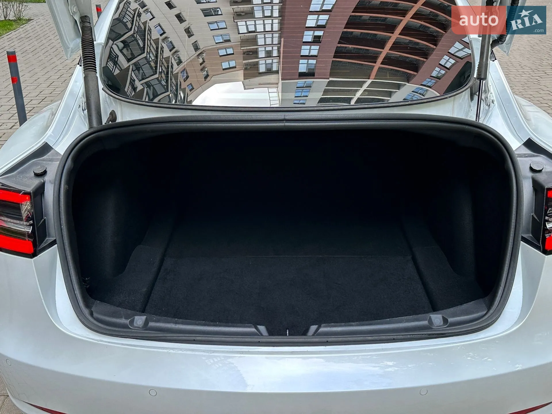 2022 Tesla Model 3 - мініатюра 19