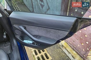 Седан Tesla Model 3 2021 в Солотвине