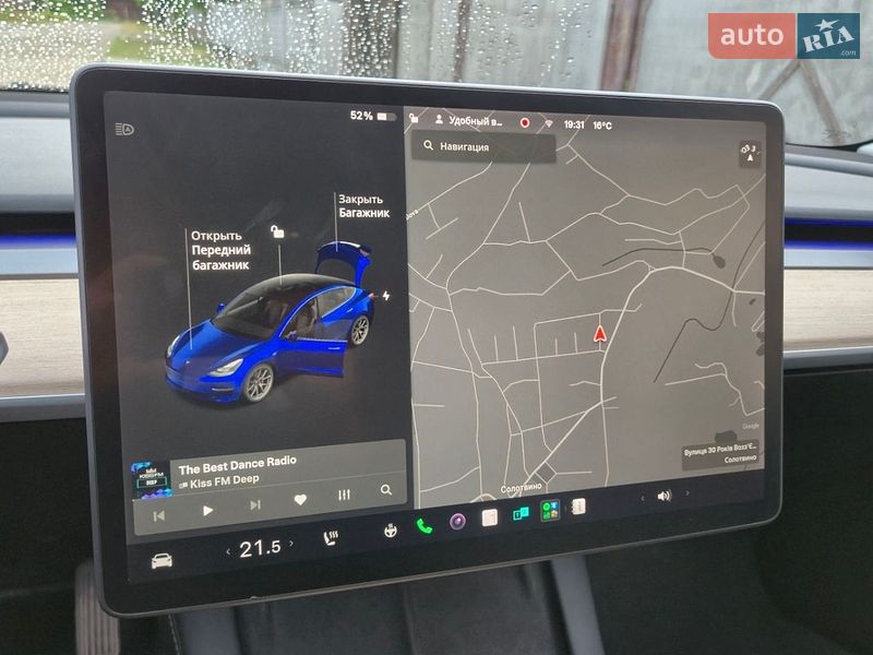 Седан Tesla Model 3 2021 в Солотвине