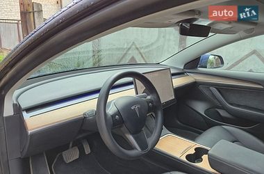 Седан Tesla Model 3 2021 в Солотвине