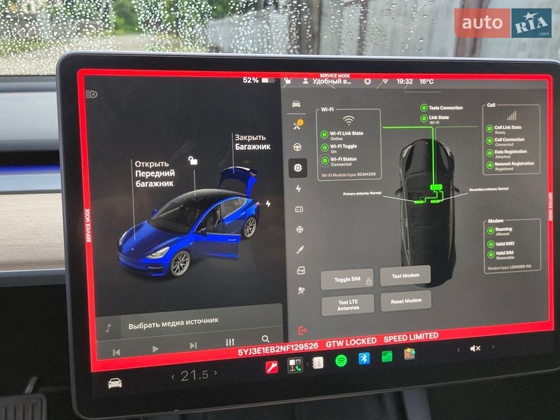 Седан Tesla Model 3 2021 в Солотвине