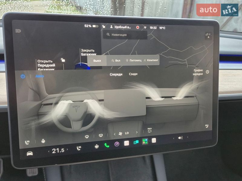 Седан Tesla Model 3 2021 в Солотвине