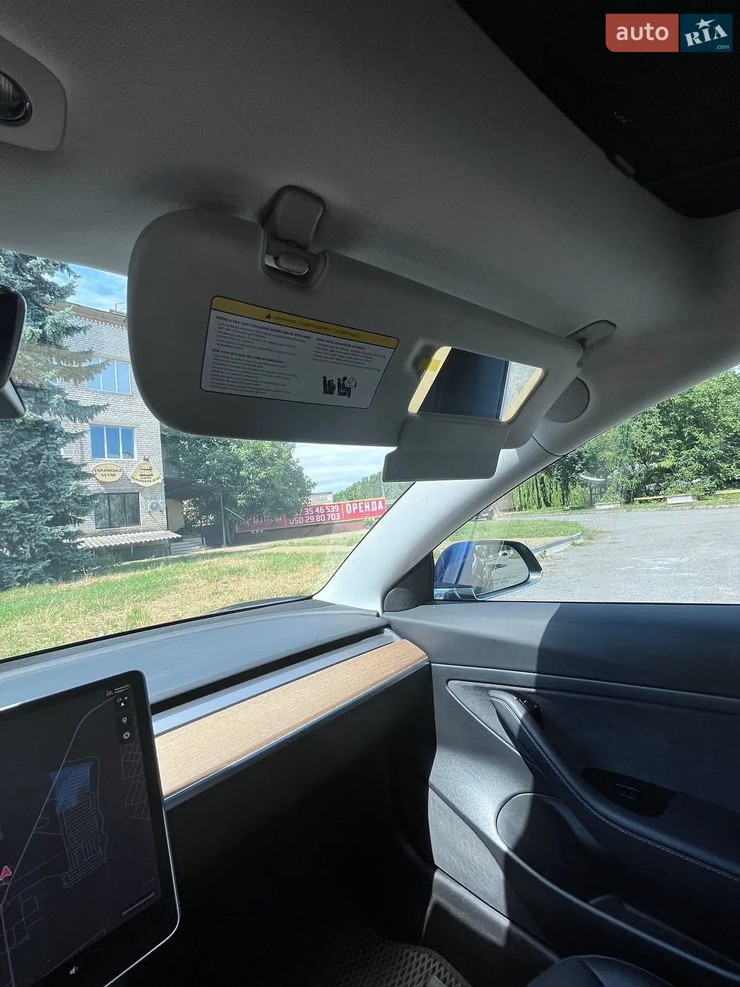 2019 Tesla Model 3 - мініатюра 9