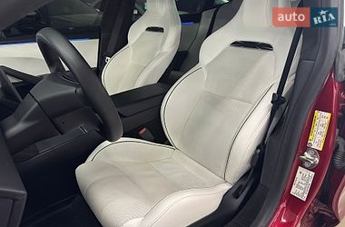 Седан Tesla Model 3 2024 в Николаеве