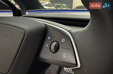 Седан Tesla Model 3 2024 в Николаеве