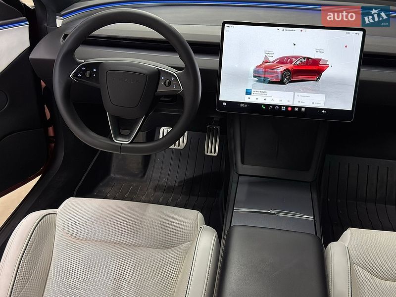 Седан Tesla Model 3 2024 в Николаеве