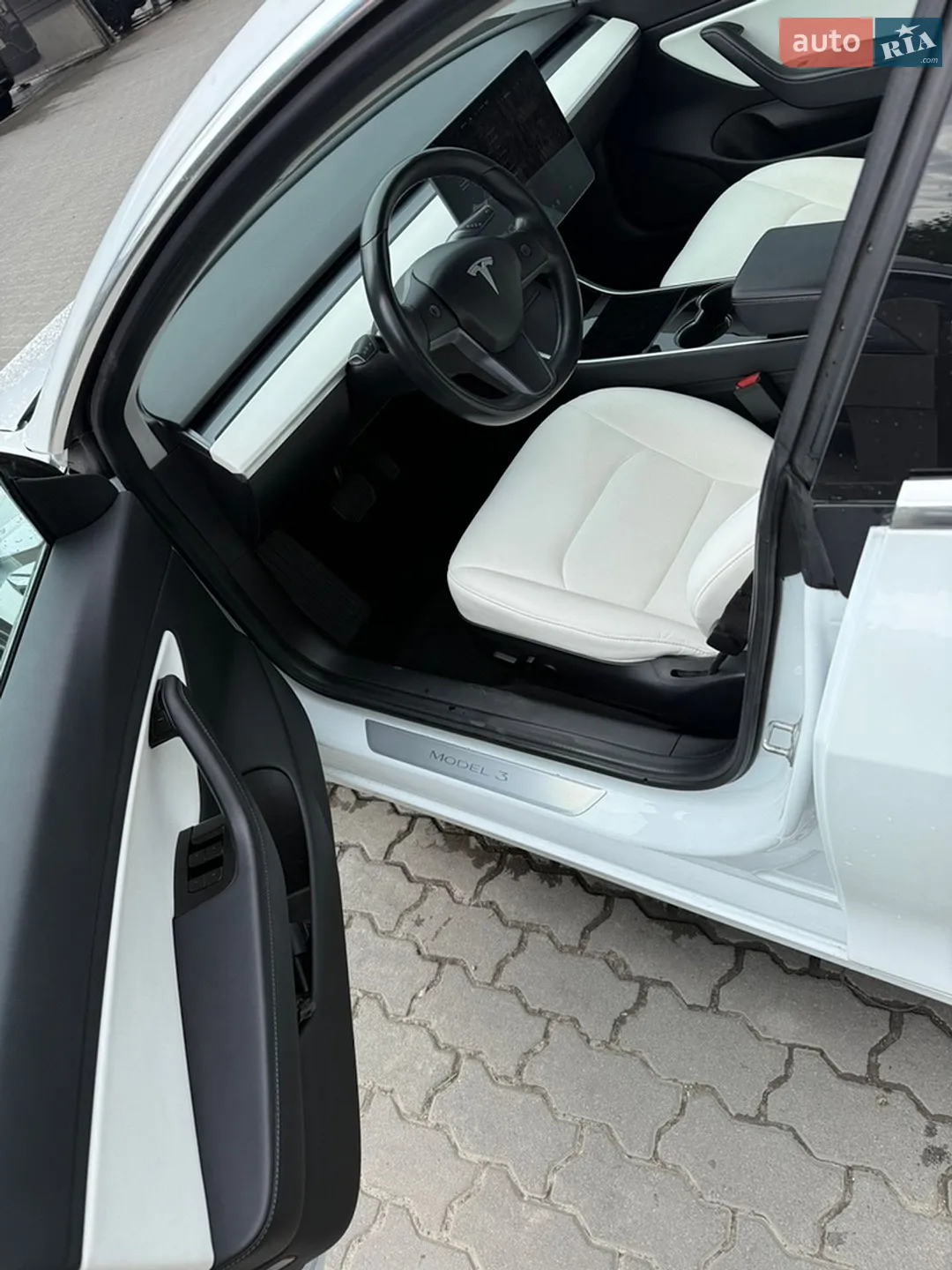 2018 Tesla Model 3 - мініатюра 14