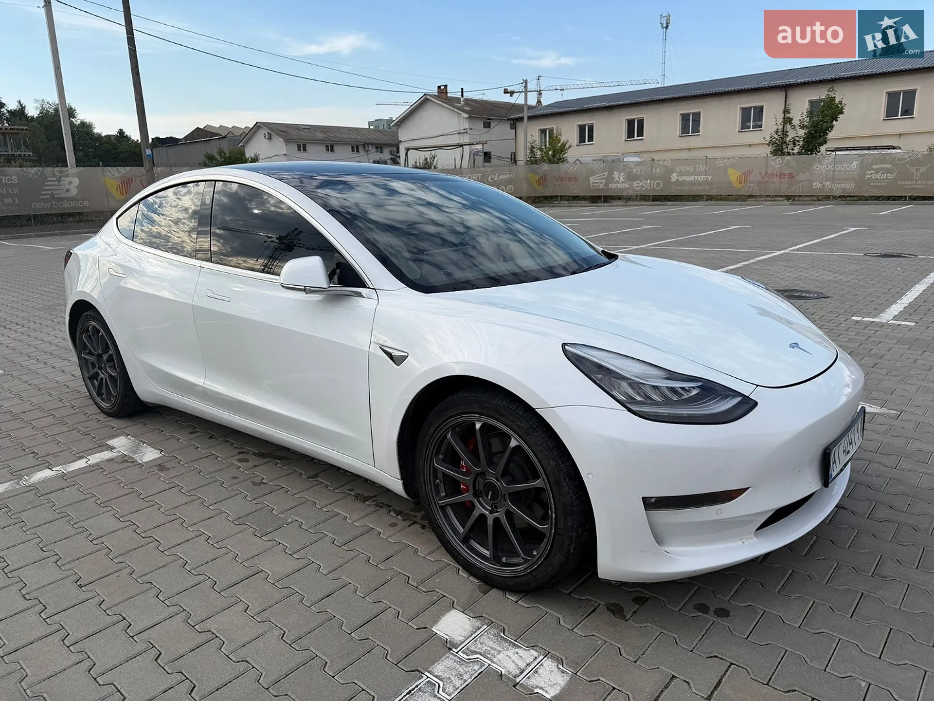 2019 Tesla Model 3 - мініатюра 4