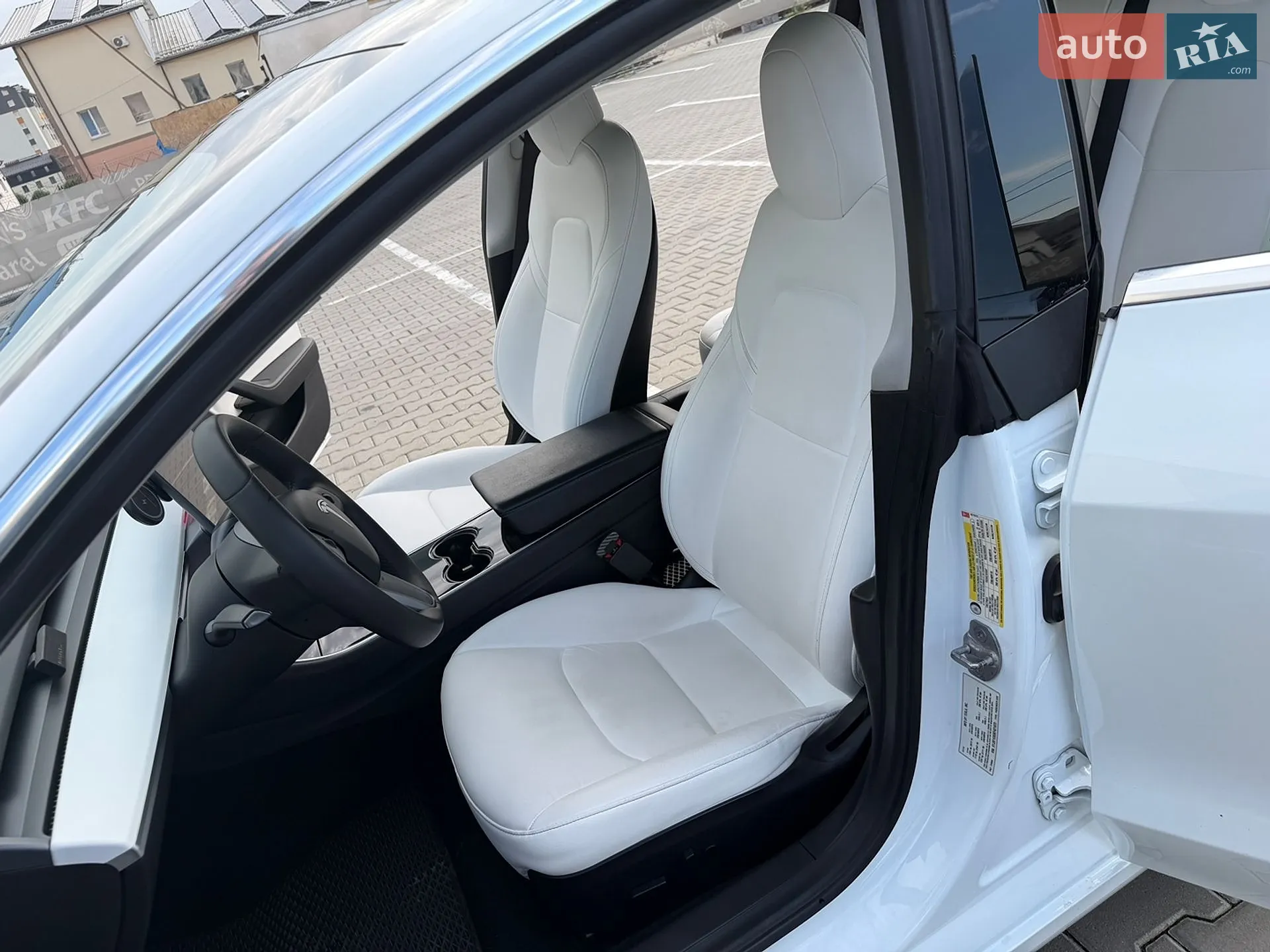 2019 Tesla Model 3 - мініатюра 13