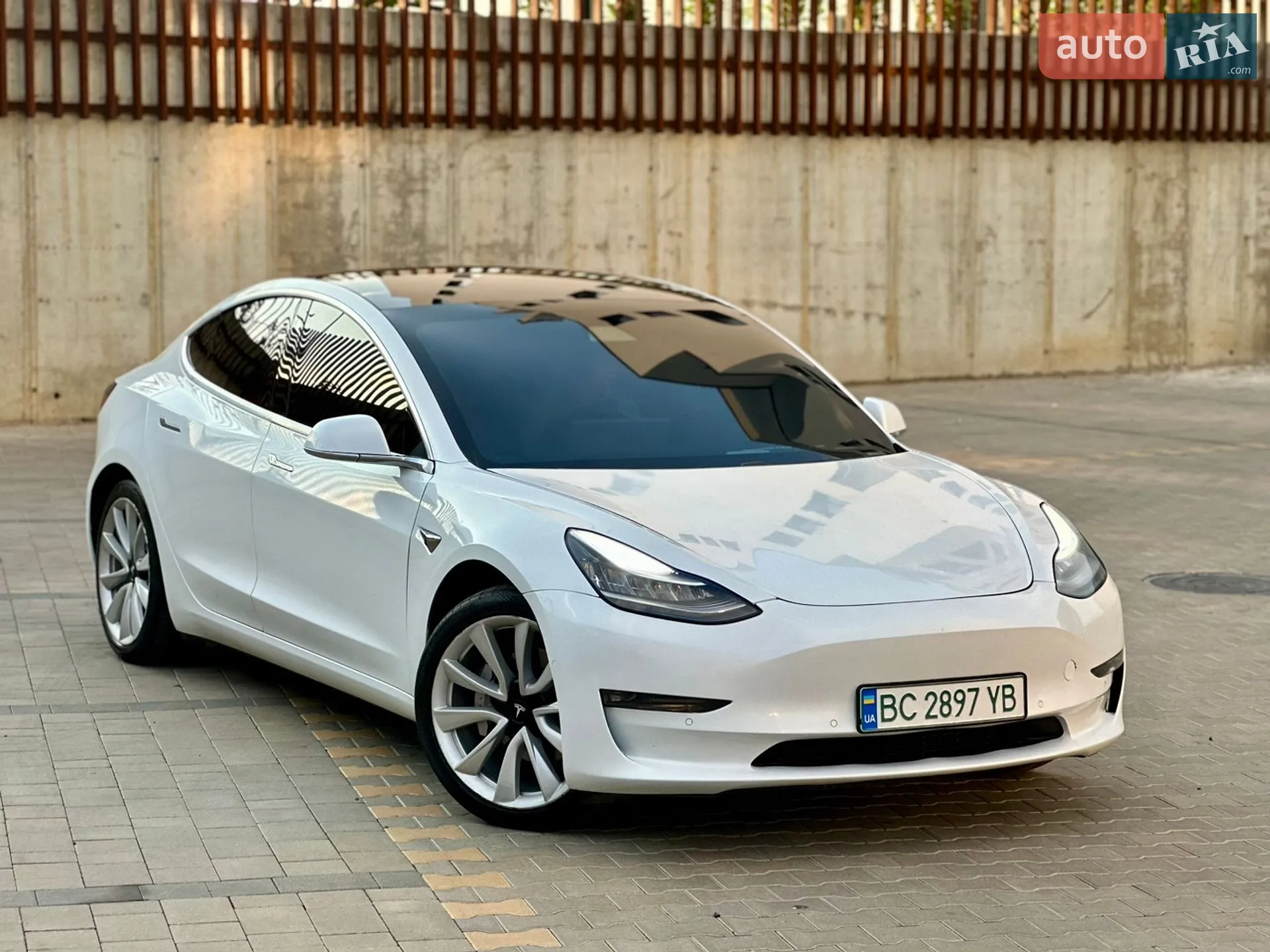 2019 Tesla Model 3 - мініатюра 2