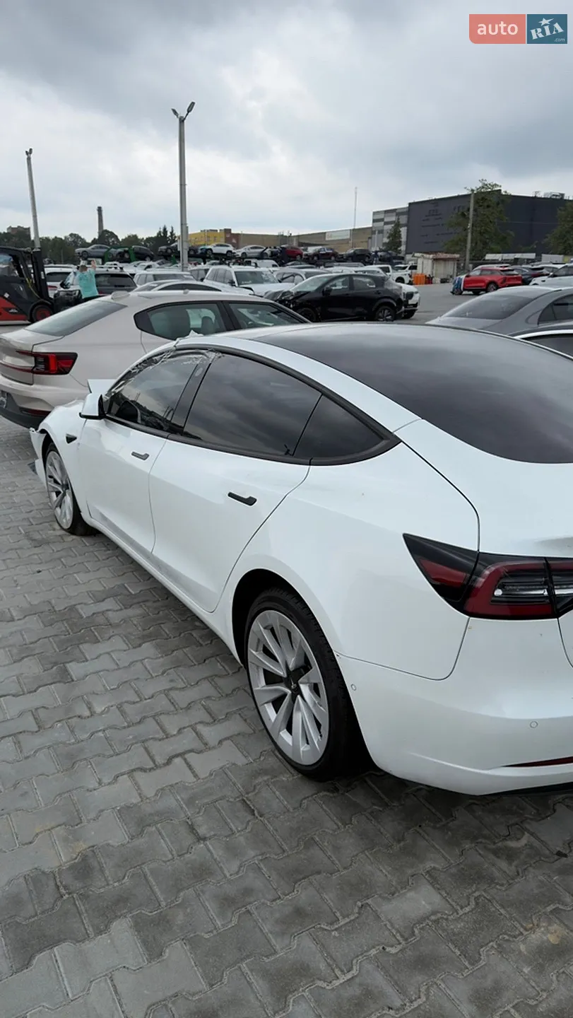 2022 Tesla Model 3 - мініатюра 8