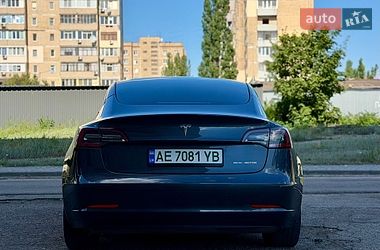 Седан Tesla Model 3 2022 в Каменском