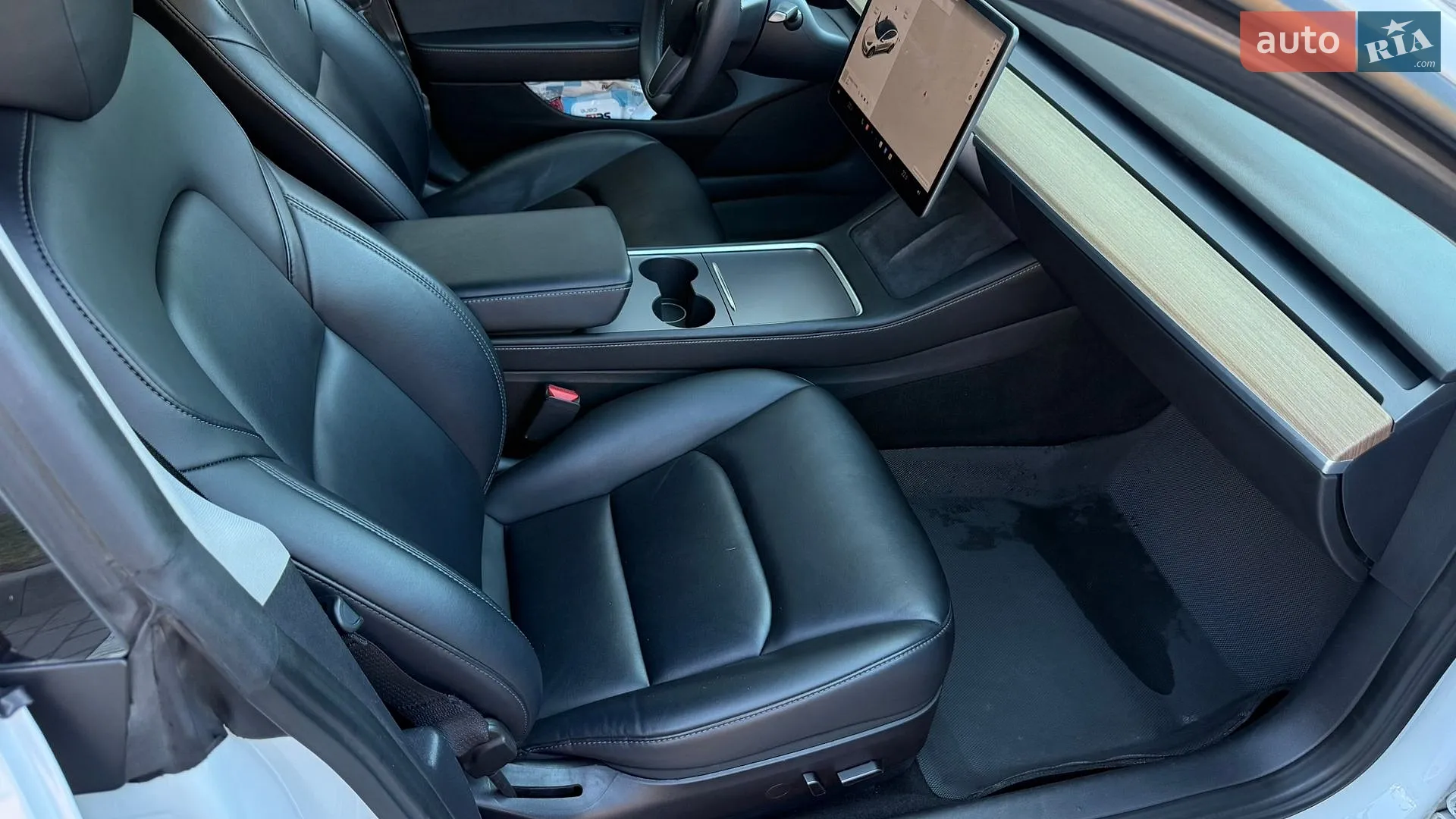 2022 Tesla Model 3 - мініатюра 18