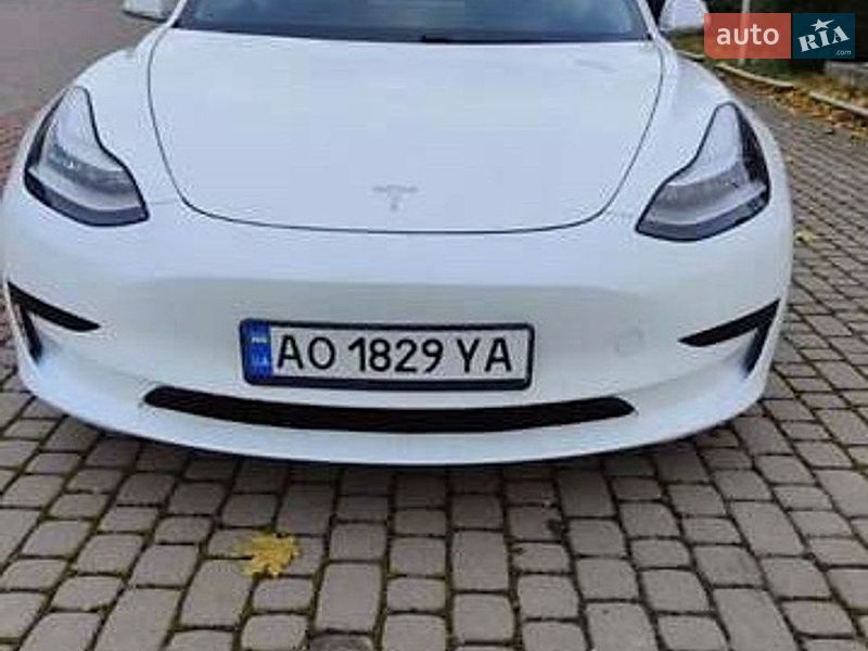 Tesla Model 3 2020 Tesla Model 3 2020
