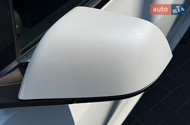 Седан Tesla Model 3 2022 в Кропивницком фото 41 Седан Tesla Model 3 2022 в Кропивницком
