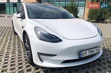 Седан Tesla Model 3 2021 в Хмельницькому
