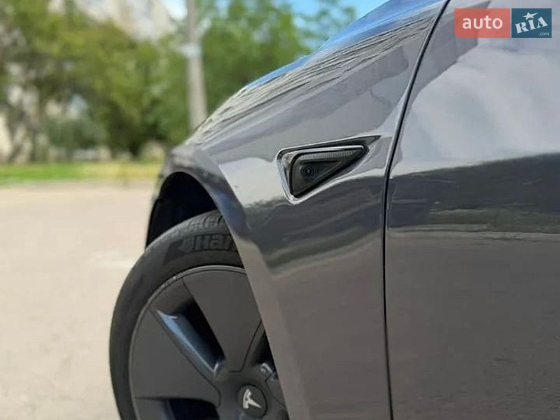 Седан Tesla Model 3 2022 в Одесі