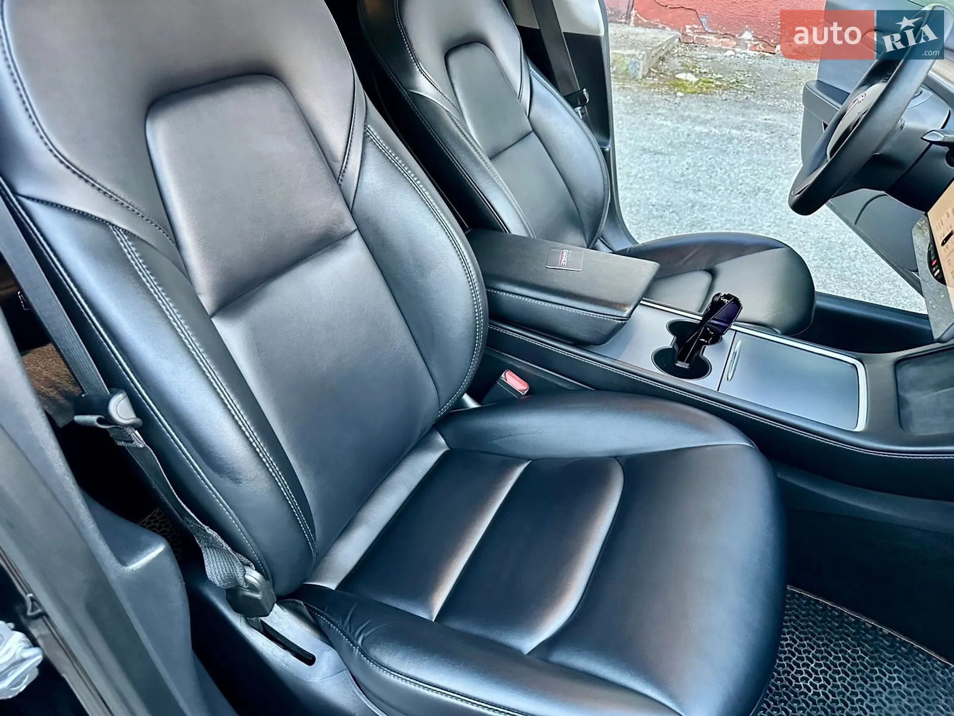 Tesla Model 3 2022 VIN 5YJ3E1EB2NF288322 фото оголошення 11 з 13