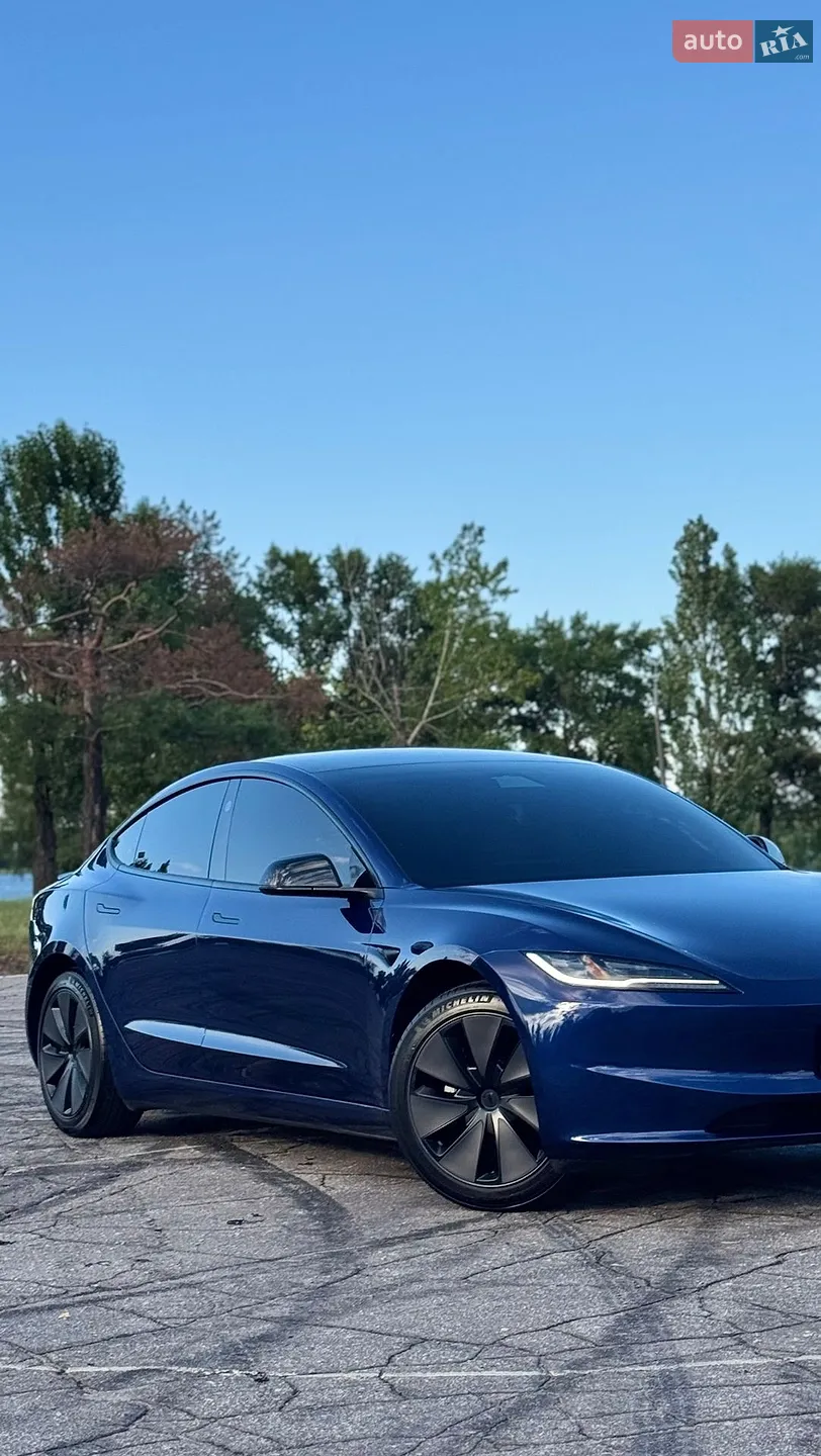 2025 Tesla Model 3 - мініатюра 2