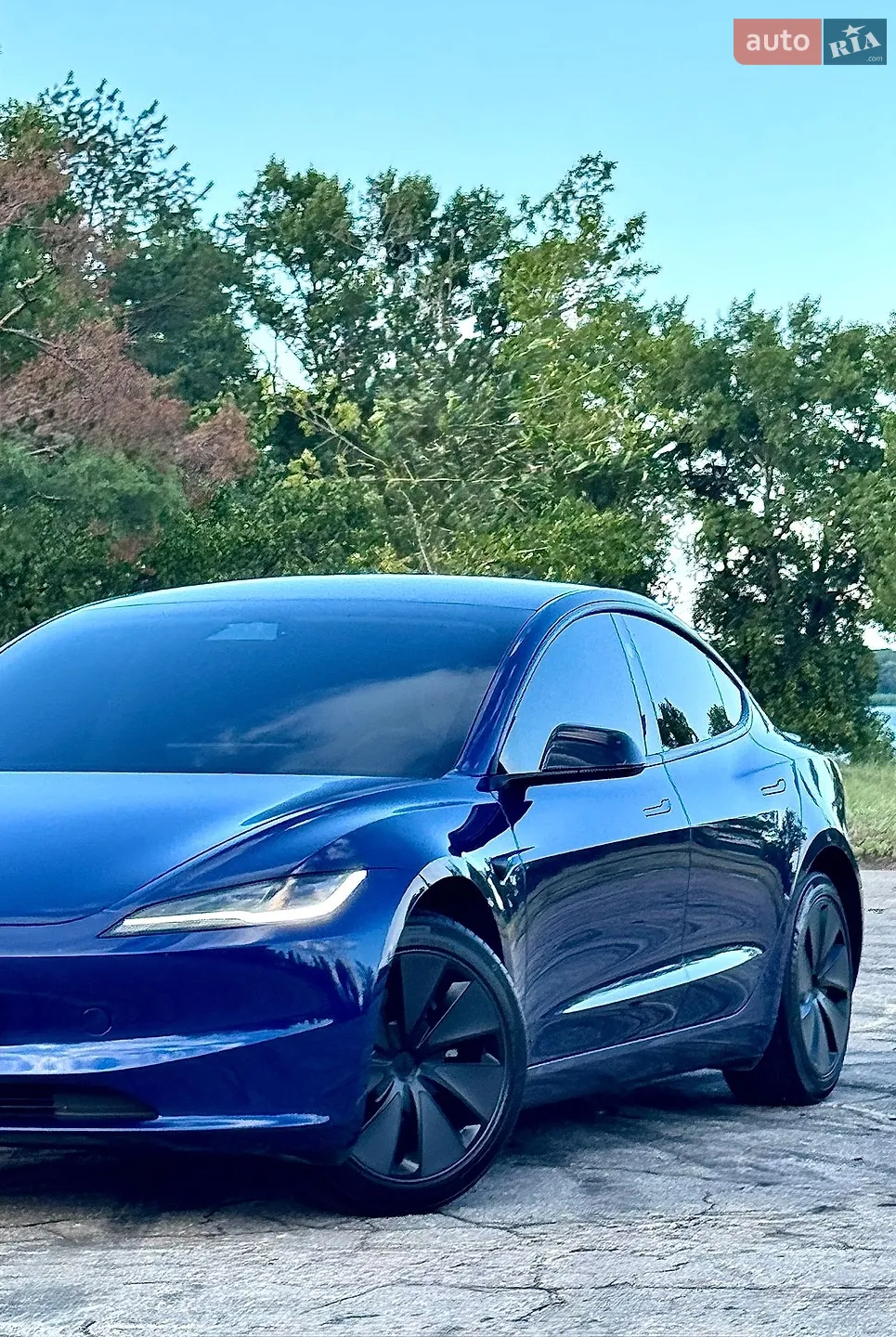 2025 Tesla Model 3 - мініатюра 5