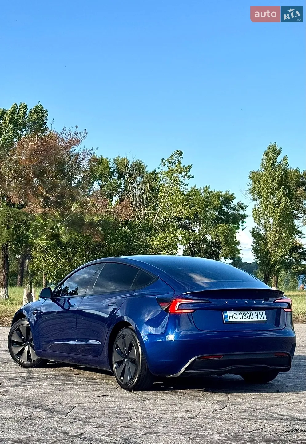 2025 Tesla Model 3 - мініатюра 7